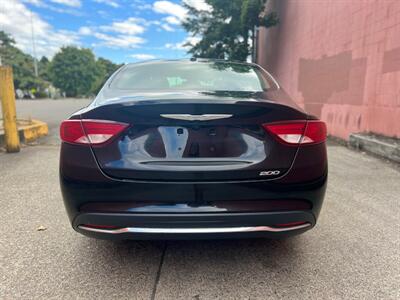 2016 Chrysler 200 Limited   - Photo 7 - Auburn, WA 98002