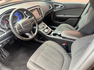 2016 Chrysler 200 Limited   - Photo 10 - Auburn, WA 98002