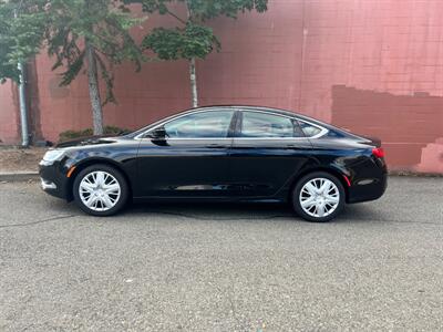 2016 Chrysler 200 Limited   - Photo 4 - Auburn, WA 98002