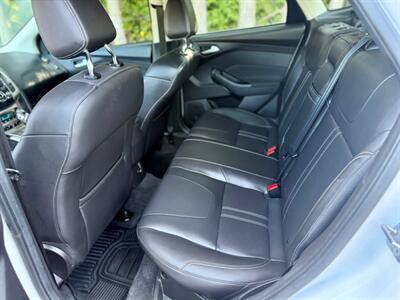 2012 Ford Focus SEL   - Photo 10 - Auburn, WA 98002
