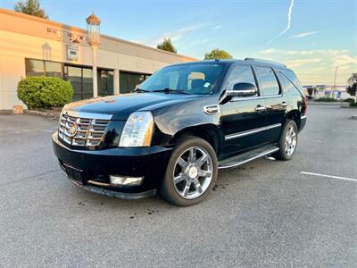 2011 Cadillac Escalade  4WD - Photo 1 - Auburn, WA 98002