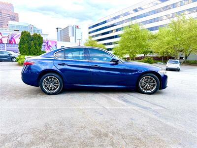2017 Alfa Romeo Giulia   - Photo 4 - Auburn, WA 98002