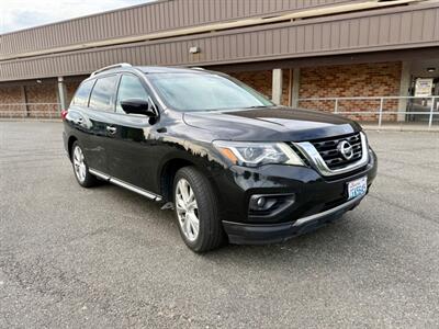 2018 Nissan Pathfinder SL   - Photo 2 - Auburn, WA 98002