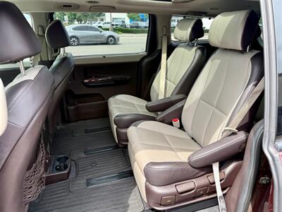 2015 Kia Sedona SXL   - Photo 11 - Auburn, WA 98002