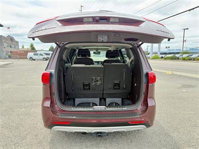 2015 Kia Sedona SXL   - Photo 8 - Auburn, WA 98002