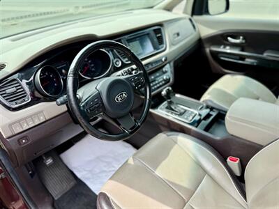 2015 Kia Sedona SXL   - Photo 9 - Auburn, WA 98002
