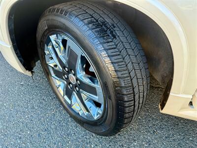 2012 GMC Acadia Denali   - Photo 10 - Auburn, WA 98002