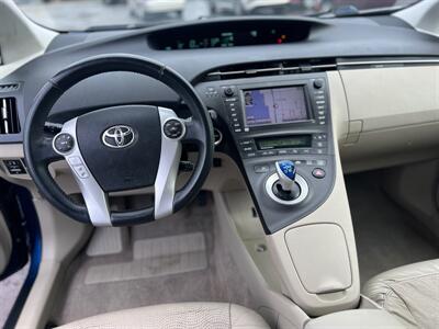 2010 Toyota Prius IV   - Photo 9 - Auburn, WA 98002