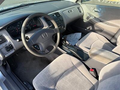 2002 Honda Accord EX   - Photo 8 - Auburn, WA 98002