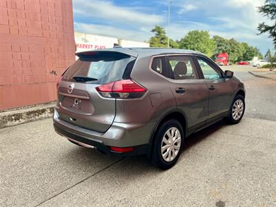 2017 Nissan Rogue S   - Photo 5 - Auburn, WA 98002