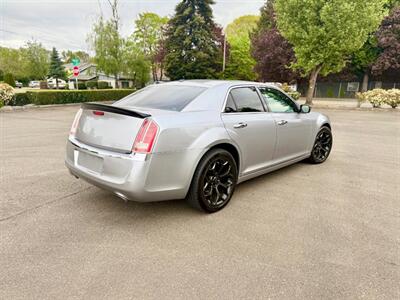 2014 Chrysler 300C   - Photo 5 - Auburn, WA 98002