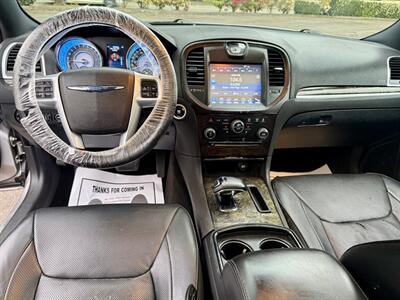 2014 Chrysler 300C   - Photo 9 - Auburn, WA 98002