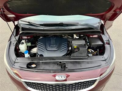 2018 Kia Sedona LX   - Photo 14 - Auburn, WA 98002