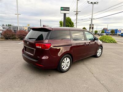 2018 Kia Sedona LX   - Photo 5 - Auburn, WA 98002