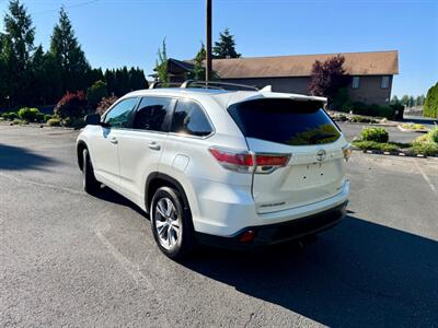 2015 Toyota Highlander XLE   - Photo 6 - Auburn, WA 98002