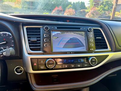 2015 Toyota Highlander XLE   - Photo 13 - Auburn, WA 98002