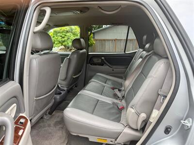 2001 Toyota Sequoia SR5   - Photo 11 - Auburn, WA 98002