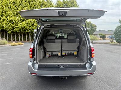 2001 Toyota Sequoia SR5   - Photo 8 - Auburn, WA 98002