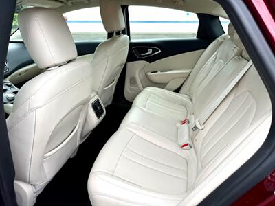 2015 Chrysler 200 C   - Photo 10 - Auburn, WA 98002
