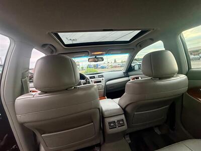 2011 Toyota Camry XLE   - Photo 11 - Auburn, WA 98002