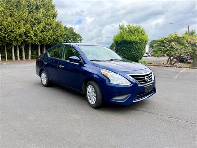 2018 Nissan Versa SV   - Photo 2 - Auburn, WA 98002