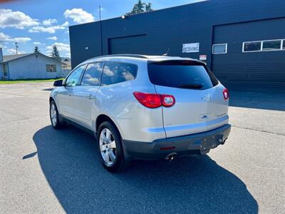 2012 Chevrolet Traverse LTZ   - Photo 7 - Auburn, WA 98002