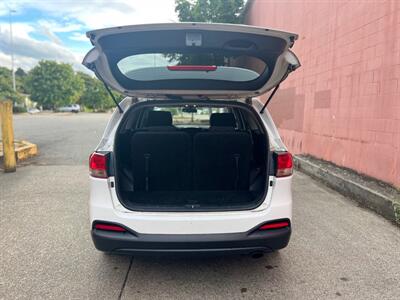 2017 Kia Sorento LX V6   - Photo 8 - Auburn, WA 98002