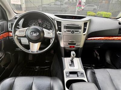 2011 Subaru Outback 3.6R Limited   - Photo 8 - Auburn, WA 98002