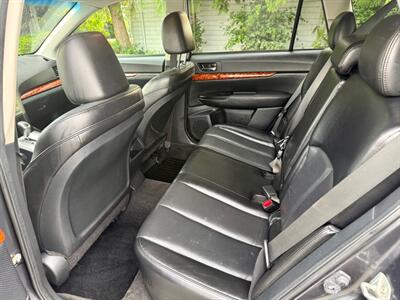 2011 Subaru Outback 3.6R Limited   - Photo 10 - Auburn, WA 98002