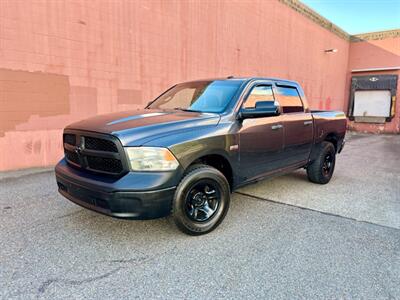 2017 RAM 1500 ST  Crew Cab 4x4 - Photo 1 - Auburn, WA 98002