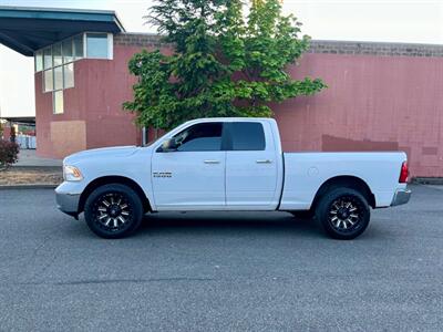 2017 RAM 1500 SLT  4WD - Photo 2 - Auburn, WA 98002