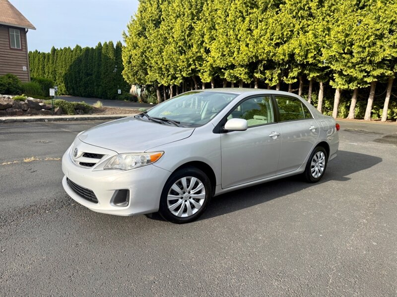 2012 Toyota Corolla LE   - Photo 1 - Auburn, WA 98002