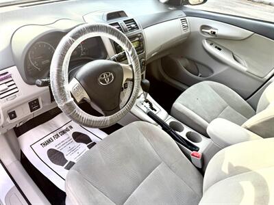 2012 Toyota Corolla LE   - Photo 10 - Auburn, WA 98002