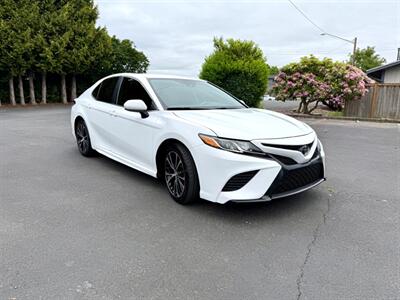 2019 Toyota Camry SE   - Photo 2 - Auburn, WA 98002