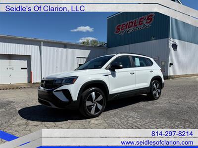2024 Volkswagen Taos S 4Motion - Photo 1 - Clarion, PA 16214
