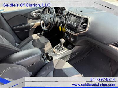 2018 Jeep Cherokee Latitude   - Photo 11 - Clarion, PA 16214