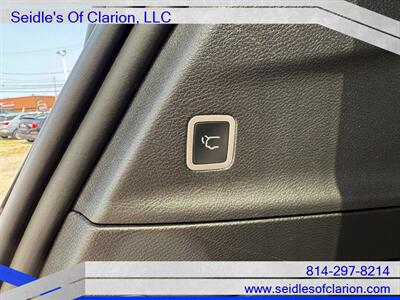 2026 Chrysler Pacifica Select   - Photo 10 - Clarion, PA 16214
