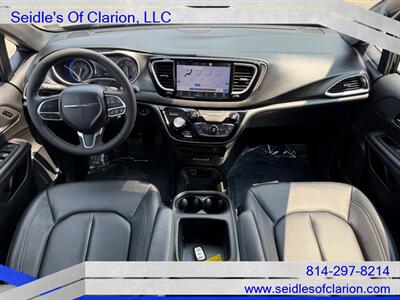 2026 Chrysler Pacifica Select   - Photo 23 - Clarion, PA 16214