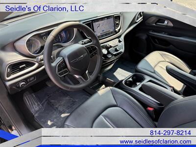 2026 Chrysler Pacifica Select   - Photo 11 - Clarion, PA 16214