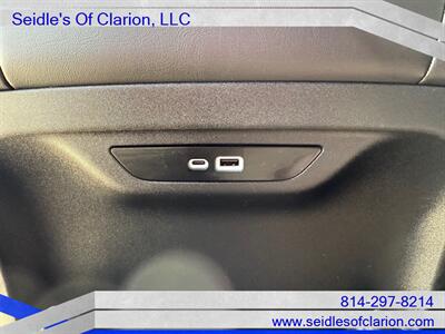 2026 Chrysler Pacifica Select   - Photo 15 - Clarion, PA 16214
