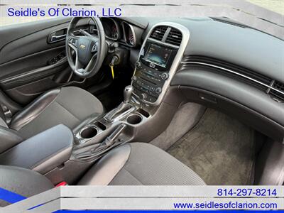 2015 Chevrolet Malibu LT   - Photo 11 - Clarion, PA 16214