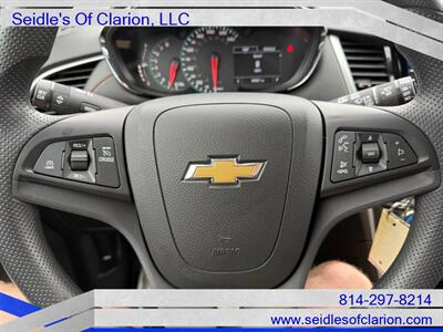 2022 Chevrolet Trax LS   - Photo 16 - Clarion, PA 16214