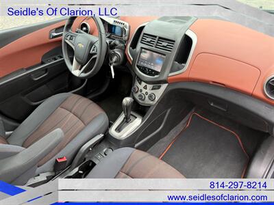 2016 Chevrolet Sonic LT Auto - Photo 12 - Clarion, PA 16214