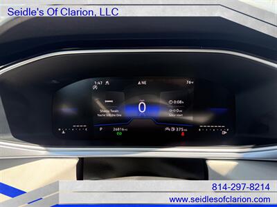 2025 Volkswagen Taos SE 4Motion   - Photo 17 - Clarion, PA 16214