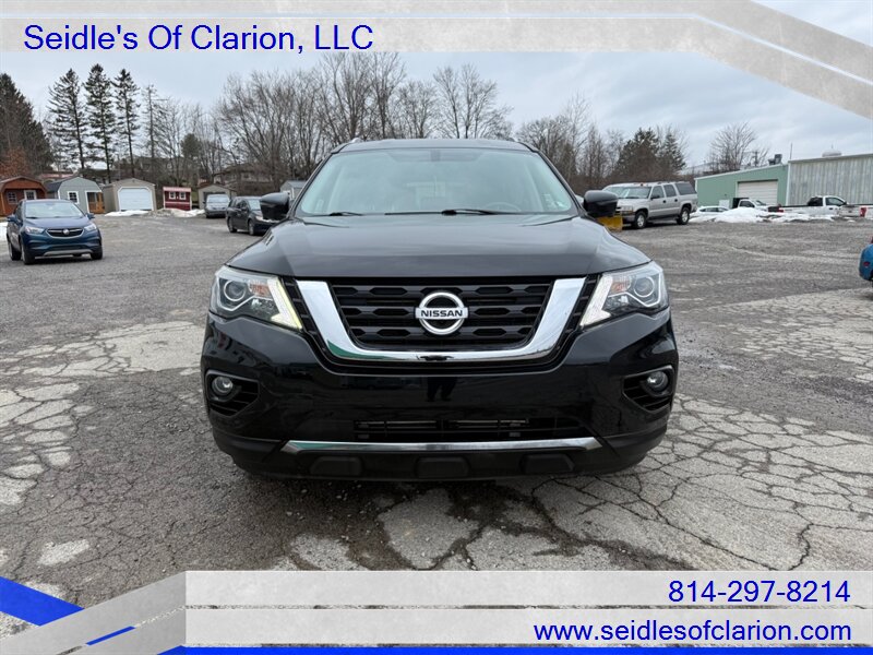 2018 Nissan Pathfinder SL  