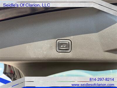 2013 Cadillac SRX Luxury Collection   - Photo 10 - Clarion, PA 16214