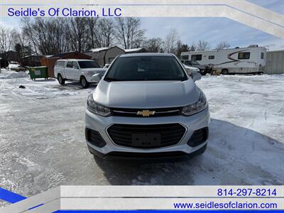 2022 Chevrolet Trax LS   - Photo 2 - Clarion, PA 16214