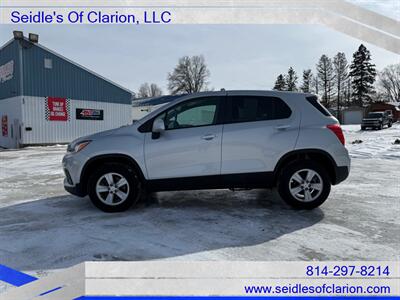 2022 Chevrolet Trax LS   - Photo 8 - Clarion, PA 16214