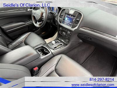 2019 Chrysler 300 Series Touring   - Photo 12 - Clarion, PA 16214