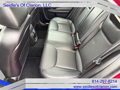 2019 Chrysler 300 Series Touring   - Photo 11 - Clarion, PA 16214